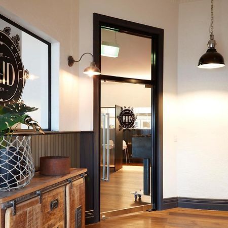The Royal Hotel, Drouin Buitenkant foto